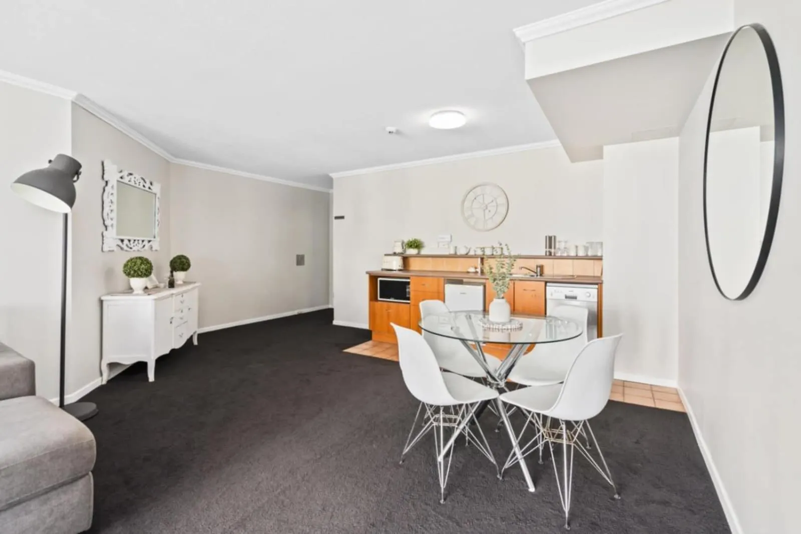 Sun, Surf, Pool Walk To All! Gold Coast Apartman